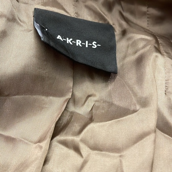 Blazer - Picture 8 of 8